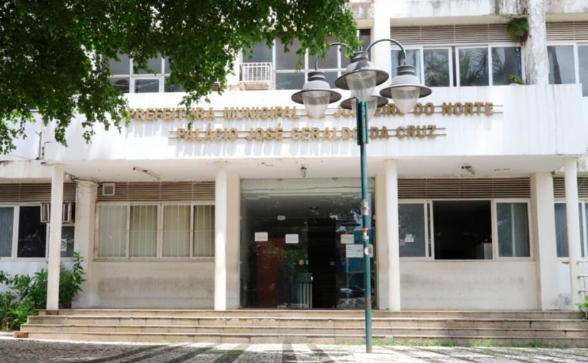 MPCE alerta Prefeitura de Juazeiro do Norte para reaver junto a empresas de terceirização valores pagos por dívidas trabalhistas de funcionários  