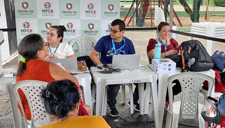 Semana do Consumidor leva serviços a moradores do bairro Conjunto Esperança em Fortaleza  