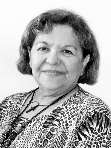 Evânia Pinheiro (2002 - 2004)